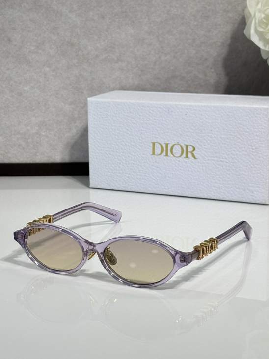 Picture of Dior Sunglasses _SKUfw77364374fw